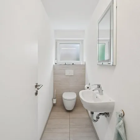 Super Gelegene Moderne Mit Garage In Der Naehe Des Badestrandes Appartamento *