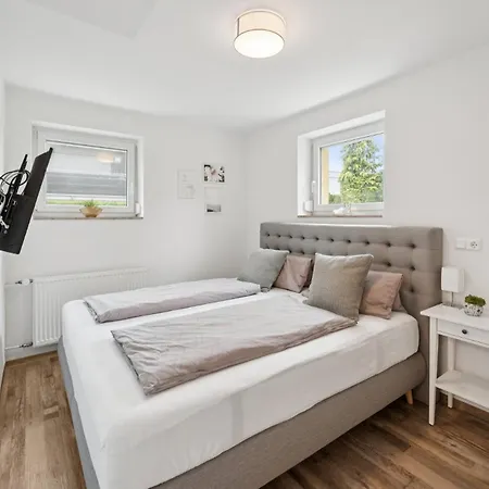 Appartamento Super Gelegene Moderne Mit Garage In Der Naehe Des Badestrandes *