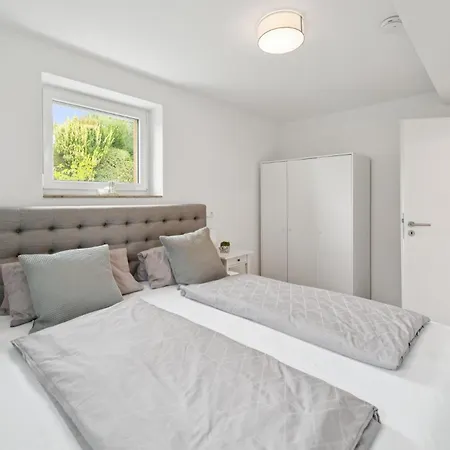 Super Gelegene Moderne Mit Garage In Der Naehe Des Badestrandes Appartamento Bodolz