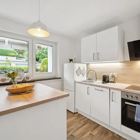 Super Gelegene Moderne Mit Garage In Der Naehe Des Badestrandes Appartamento *