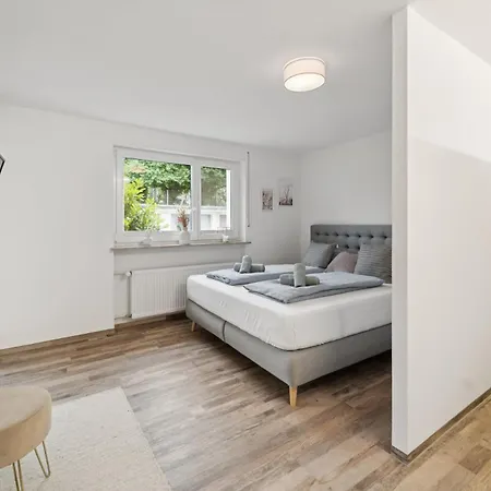 Super Gelegene Moderne Mit Garage In Der Naehe Des Badestrandes *